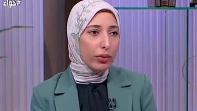 ما حكم إزالة الشعر الزائد من الحواجب؟.. الإفتاء تحسم الجدل