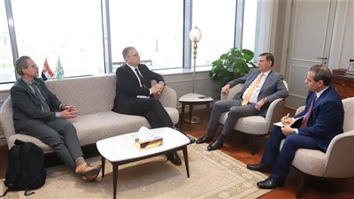 وزير الزراعة: مصر ترحب بتشجيع رجال الأعمال الهولنديين للاستثمار الزراعي