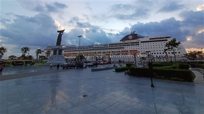 ميناء بورسعيد السياحي يستقبل السفينة السياحية ليريكا وعلي متنها آلاف السائحين| صور 