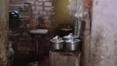 «العيال في التعليم والداخل قليل والخارج كتير».. أُسرة من 9 أفراد تطالب بتأهيل المنزل في سوهاج