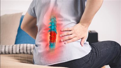 أطباء يحذرون من مضاعفات الانزلاق الغضروفي على المدى البعيد.. وهذه أسبابه