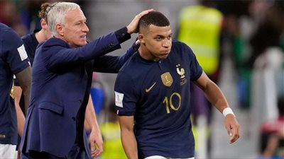 ديشامب عن غياب مبابي: اتركوه وشأنه