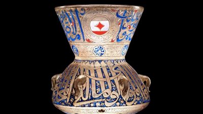 تُباع في مزاد بأكثر من 5 ملايين يورو.. مصدر بالآثار: نفحص مشكاة صرغتمش لاتخاذ الإجراءات اللازمة