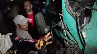 ننشر أسماء المصابين والمتوفين في تصادم سيارة نقل بأتوبيس على طريق المطرية الجديد| صور 