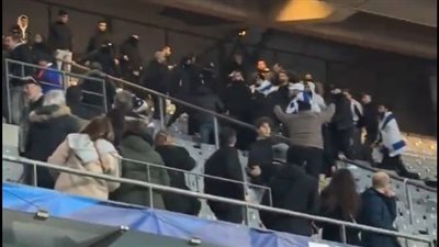 وسط حضور الرئيس الفرنسي.. تفاصيل الاشتباكات بين جماهير فرنسا وإسرائيل
