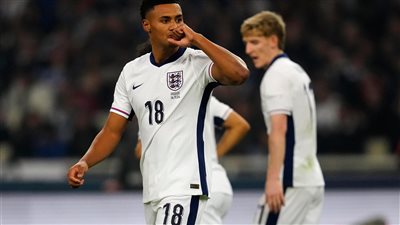 إنجلترا تضرب اليونان بثلاثية في دوري الأمم الأوروبية 