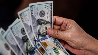 سعر الدولار أمام الجنيه اليوم الجمعة 15 نوفمبر 2024