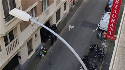 احتجاز عدد من الرهائن داخل مطعم في فرنسا