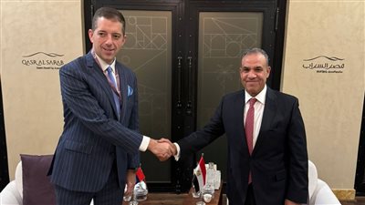 وزير الخارجية يلتقي نظيره الصربي على هامش منتدى صير بني ياس بالإمارات