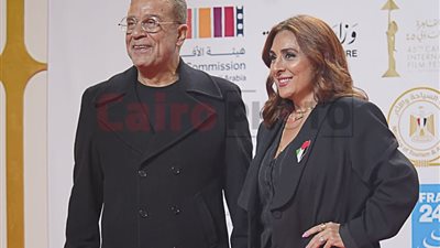 عادا لبعضهما قبل أشهر.. تفاصيل أول ظهور لـ شريف منير ولورا عماد بالقاهرة السينمائي بعد طلاقهما