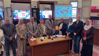 لتطوير العملية التعليمية.. مدير تعليم الإسكندرية يستقبل خبيرة مناهج بالإدارة العامة للتخطيط