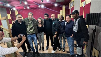 عودة الكينج بقوة.. منير يستأنف نشاطه الفني ويسجل أغنية جديدة من كلمات منة القيعي