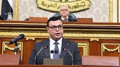 وزير الإسكان للنواب: جار حاليا تنفيذ مئات الوحدات البديلة للعشوائيات بمنطقة السلام بمدينة العبور