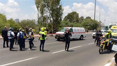 رعب وهلع.. إصابة 4 أشخاص في قصف صاروخي على وسط إسرائيل 