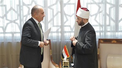 وزير الأوقاف خلال لقائه بسفير الأردن: مصر قدمت 85% من المساعدات العالمية لـ غزة