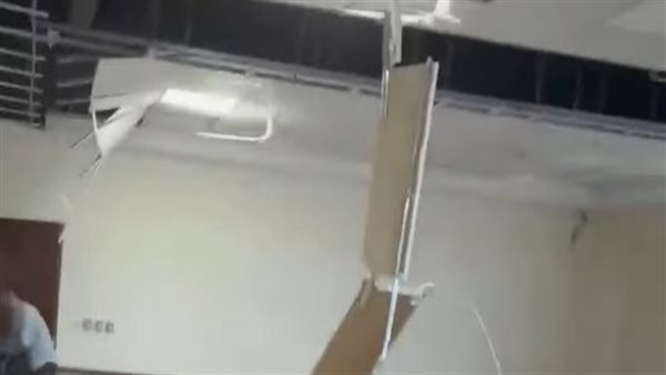 انهيار سقف أرشيفية