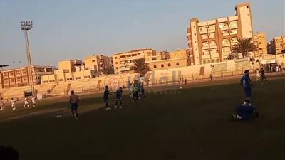 الهدف الأخير.. لحظة تسجيل لاعب كفر الشيخ الراحل محمد شوقي هدف فوز فريقه قبل سقوطه بمباراة القزازين| فيديو