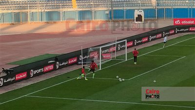 حقيقة غضب عواد والمهدي سليمان وعدم خوضهما الإحماء قبل مباراة بوتسوانا بسبب مصطفى شوبير