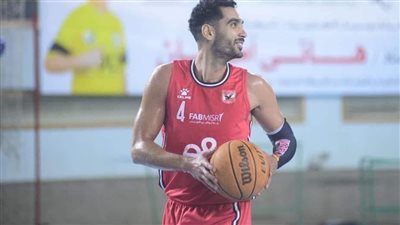 الأهلي يفوز على الترام بمنافسات دوري مرتبط السلة 