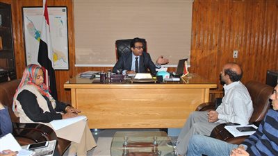 للحصول على شهادة الاعتماد.. وكيل صحة سوهاج يكلف بتوفير أخصائي تنظيم أُسرة لوحدة أم دومة