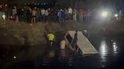 إصابة 4 أشخاص إثر انقلاب ميكروباص داخل ترعة في جمصة بالدقهلية