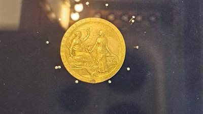 متحف قصر المنيل ينظم معرضا أثريا بعنوان قناة السويس شريان | صور