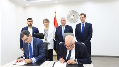 وزير التعليم العالي يشهد توقيع خطاب نوايا بين جامعتي المستقبل وإيست إنجليا البريطانية