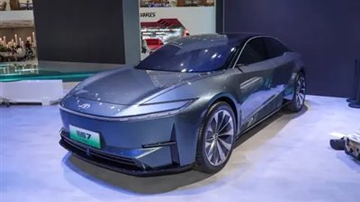 تويوتا bZ7 الاختبارية الكهربائية بالكامل تظهر لأول مرة في الصين