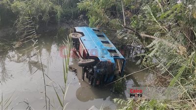 إصابة 11 شخصا إثر انقلاب ميكروباص في ترعة بكفر الشيخ| أسماء