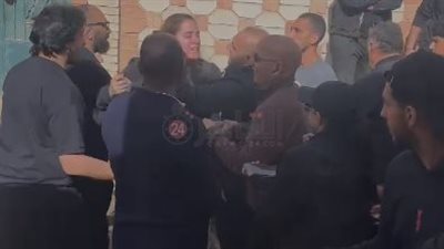  منعوها من دخول المقابر.. مشاجرة بالأيدي بين أرملة الملحن محمد رحيم وأسرته في المقابر