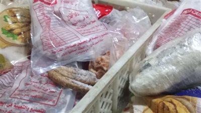 ضبط لحوم مجمدة غير صالحة للاستهلاك الآدمي بالعبور وشبرا