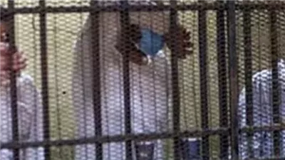 لخلافات عائلية.. المشدد 15 سنة لشاب و3 سنوات لوالدته لقتله عمه وإصابة والده في قنا