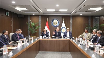 اللجنة العليا لمؤتمر ومعرض إيجبس الدولي للطاقة 2025 تعقد اجتماعها الأول برئاسة وزير البترول