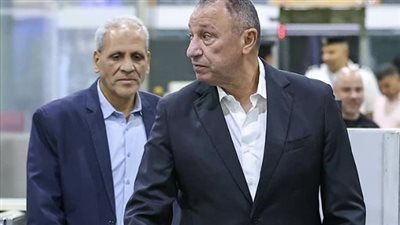 محمود الخطيب يكلف محاميه بتقديم بلاغ ضد مدحت شلبي 