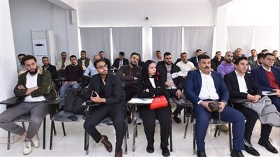 برواتب تصل إلى 8 ٱلاف ريال.. وزارة العمل تبدأ اختبارات للشباب المتقدمين على وظائف بالسعودية