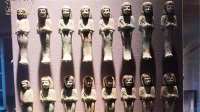 المتحف المصري بالتحرير يعرض مجموعة من تماثيل الأوشبتي 