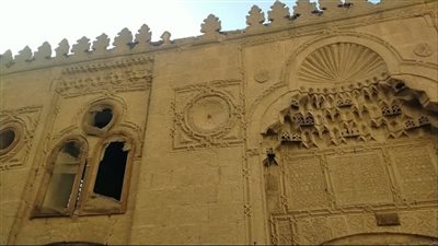 مصدر بالآثار: الحالة الإنشائية لمسجد عبد الرحمن كتخدا تستدعي التدخل العاجل للترميم