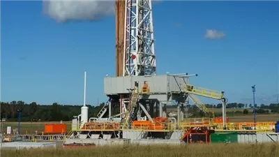 الحفر الوطنية تعتزم زيادة رأسمالها بفرع الشركة في ليبيا لـ250 ألف دينار