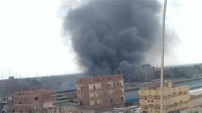 حريق في مصنع غزل ونسيج بالغربية.. والدفع بـ5 سيارات إطفاء للسيطرة عليه 