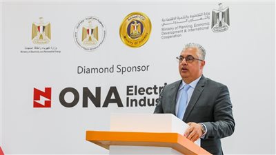 رئيس اقتصادية السويس: الوقود الأخضر في صدارة أولوياتنا.. ونسعى لتوطينه مع الصناعات المكملة له