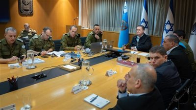 هيئة البث الإسرائيلية: وزير الدفاع يصدق على استمرار العمليات العسكرية في جبهة لبنان