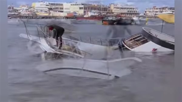 انتشال اللانش الغارق