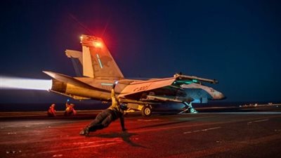 غارات أمريكية تستهدف وسط وغرب اليمن