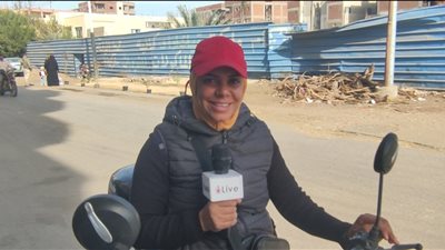 آية شبل أسرع دليفري بالمنوفية: بشتغل 12 ساعة يوميًا للإنفاق على أولادي | فيديو 