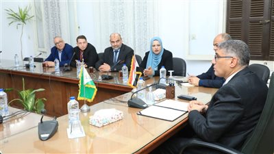 محافظ الجيزة: تنظيم قافلة علاجية تنموية شاملة بالواحات البحرية بالتعاون مع جامعة الأزهر 