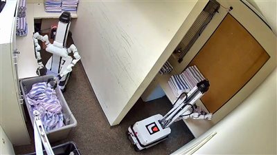 يحقق أحلام النساء.. شركة أمريكية تبتكر روبوتا لتنفيذ أعمال المنزل