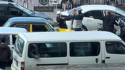 ضربوها في وسط الشارع.. تداول منشور لضرب شاب ووالده لفتاة بكورنيش الإسكندرية