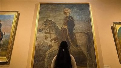 تحتوي على بورتريهات زيتية.. متحف المركبات الملكية يلقي الضوء على قاعة الحصان