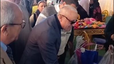 محافظ الأقصر يشيد بالمشغولات اليدوية خلال افتتاح مهرجان المرأة الصعيدية | بث مباشر 