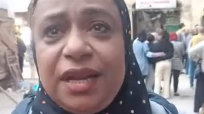 متضررة من انهيار عقار العطارين بالإسكندرية: مش عارفين هنبات فين ولا هنعيش إزاي| بث مباشر